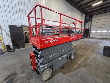 2019 SkyJack SJ4632   Scissor Lift