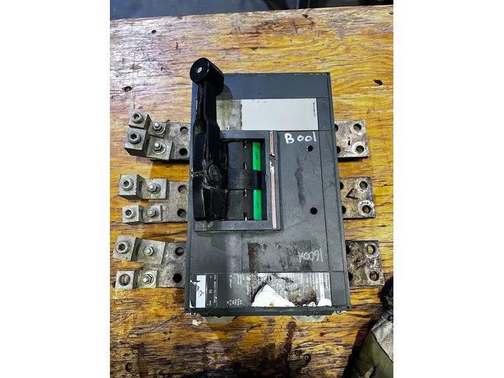 Compact RG1600 Electrical Breaker