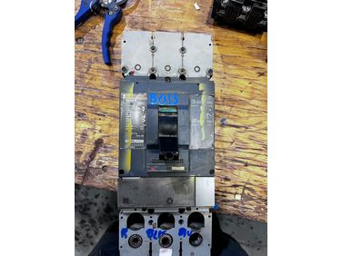 Used Merlin Gerin 600A   Electrical Breaker