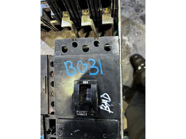 Used Square D 125A   Electrical Breaker