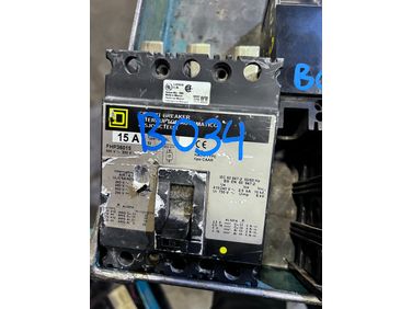 Used Square D 15A   Electrical Breaker