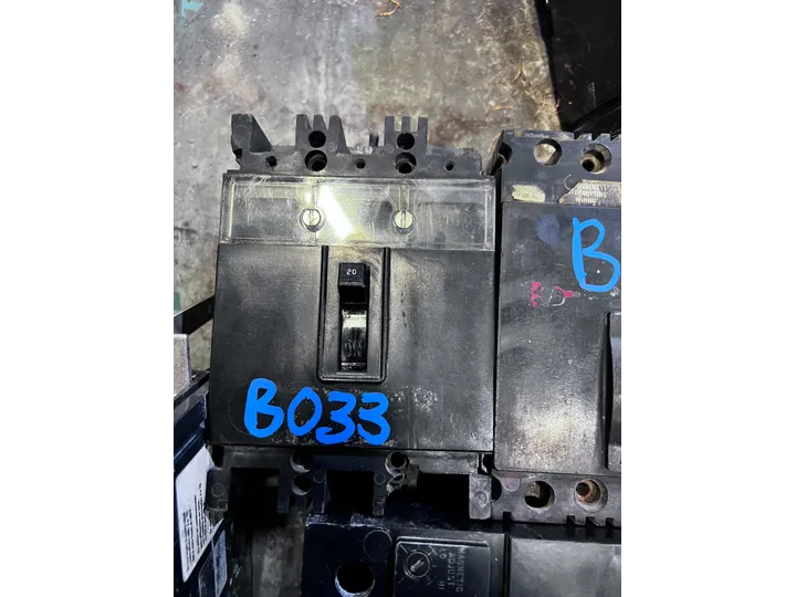 Square D 20A Electrical Breaker