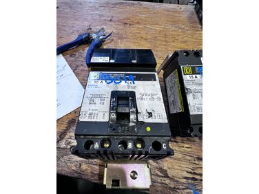 Used Square D 30A   Electrical Breaker