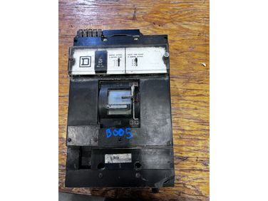 Used Square D 700A   Electrical Breaker