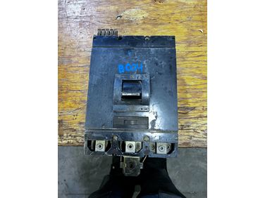 Used Square D 800A   Electrical Breaker
