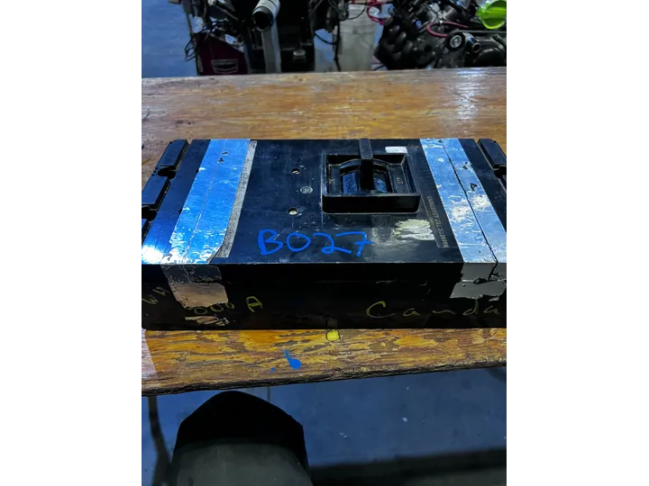 WestingHouse 800A Electrical Breaker