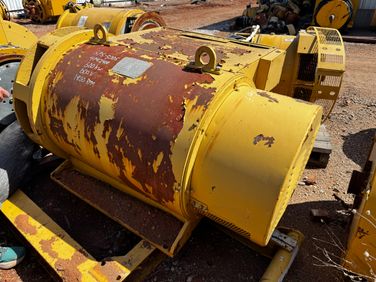 Used Kato 525-480361111 600kW  Generator End