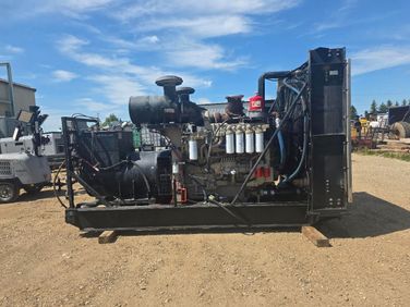 Used Cummins QST30-G5 750kW  Generator Set