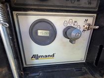 2010 Allmand Night-Lite V-Series Light Tower