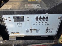 Allmand Night-Lite V-Series Light Tower